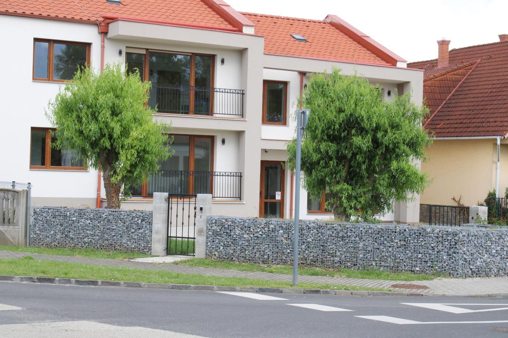 Mara Apartman Buek Exterior photo